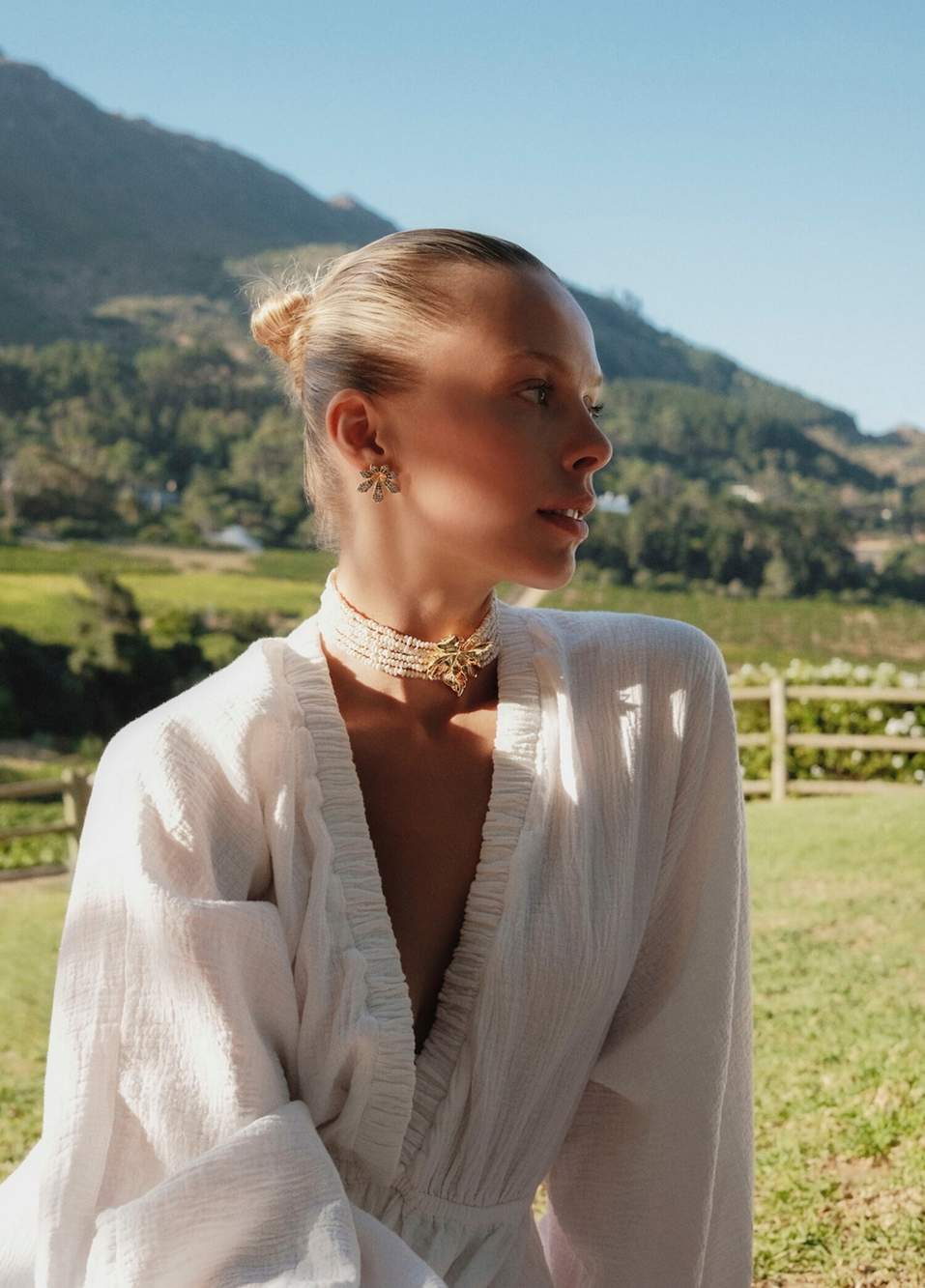 Paola 24 Ayar Altın Kaplama Barok İncili Kadın Choker — صورة المنتج 3 من 3