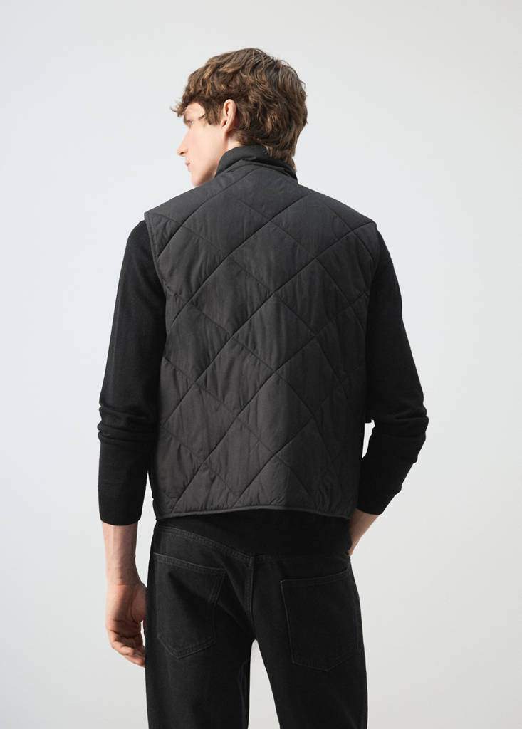 Lightweight quilted water-repellent quilted gilet — Product image 9 of 18