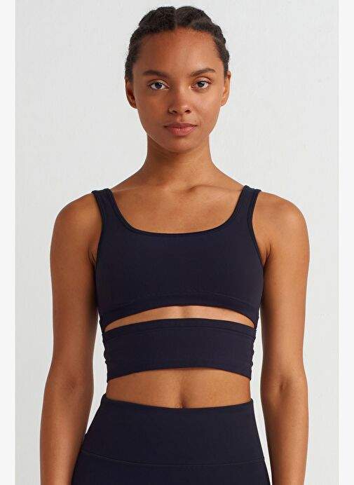 Parcal Ve Pedli Crop Top Siyah — Product image 5 of 30