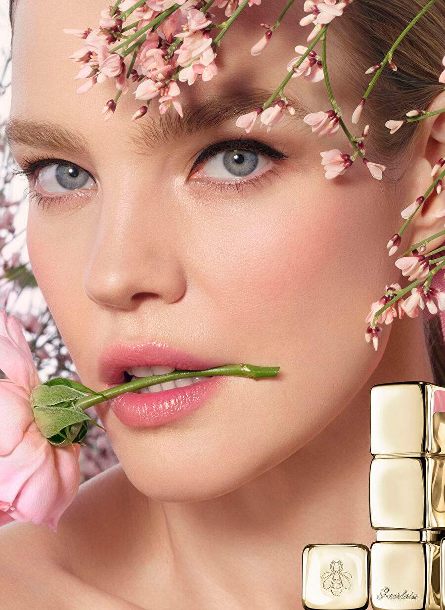Guerlain Kisskiss النحل توهج 258 روز أحمر الشفاه — صورة المنتج 3 من 5