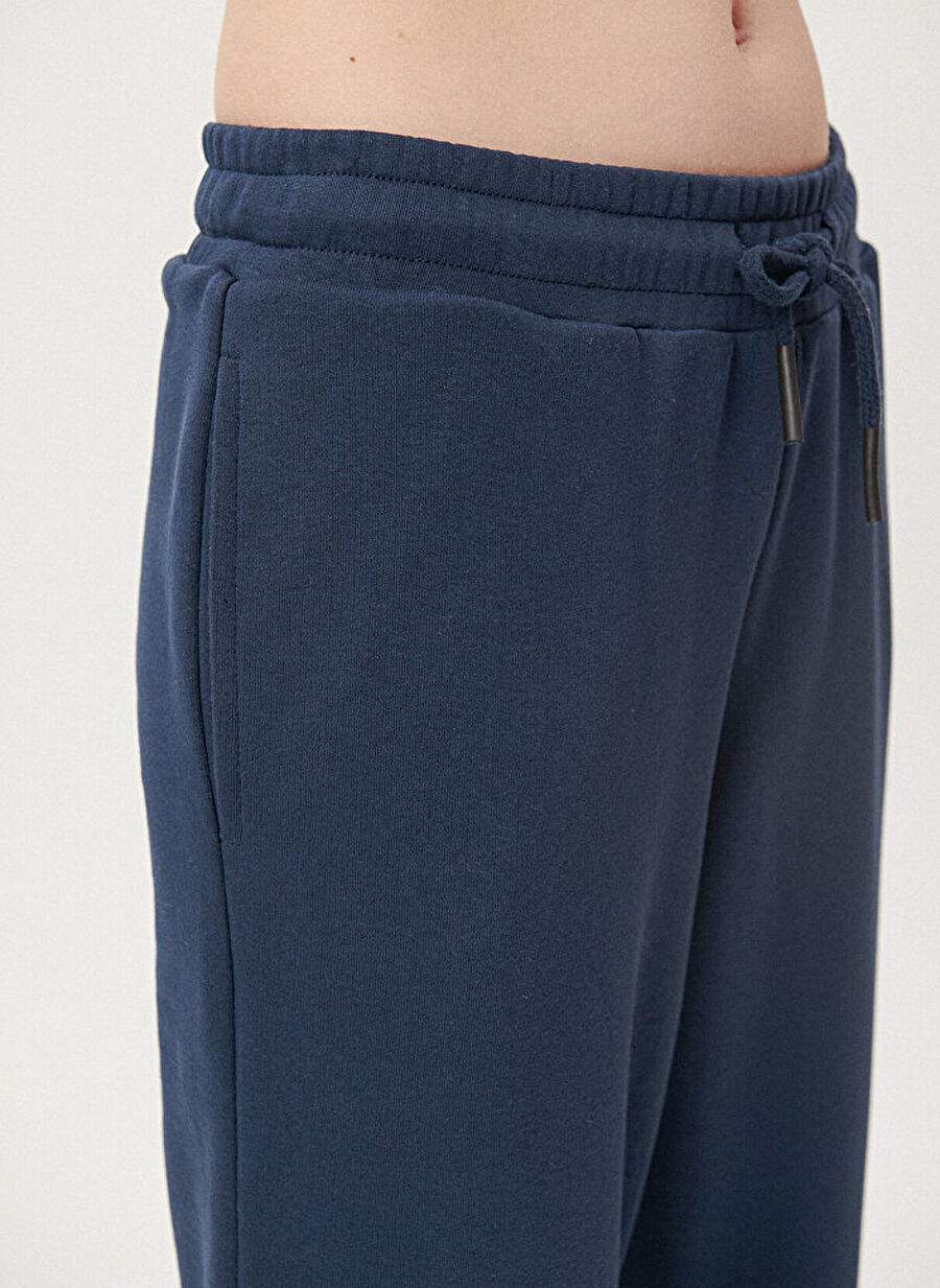 Blue — Product image 3 of 6