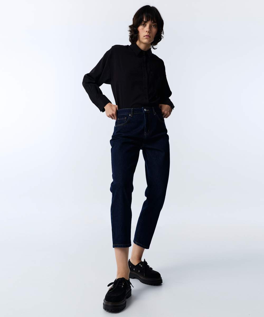 Mom Jean Pants — صورة المنتج 3 من 4