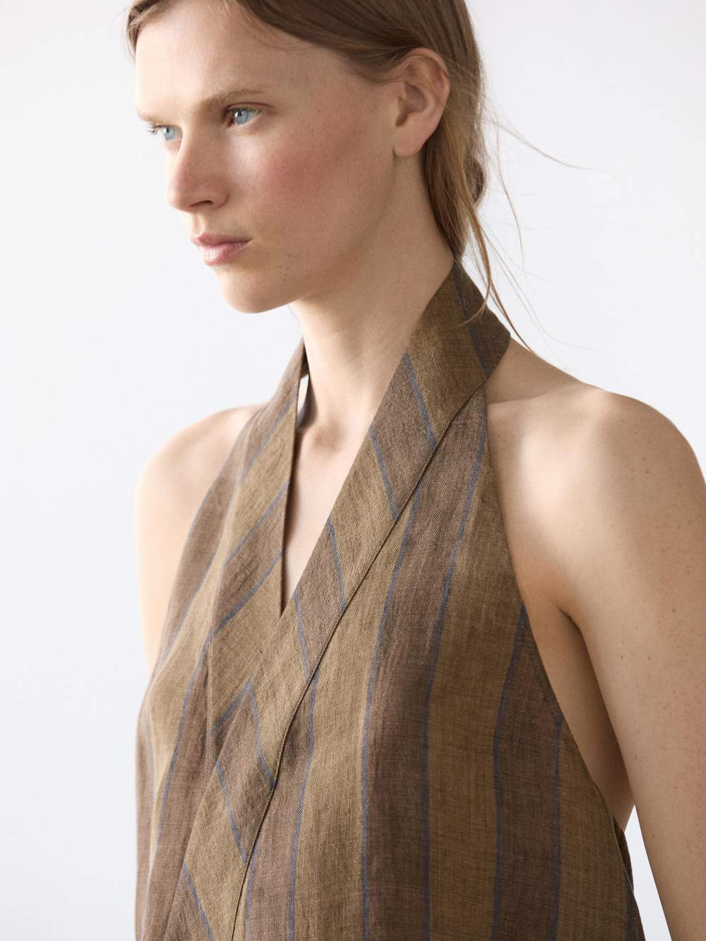 Printed waistcoat with crossover neckline — Product image 11 of 17