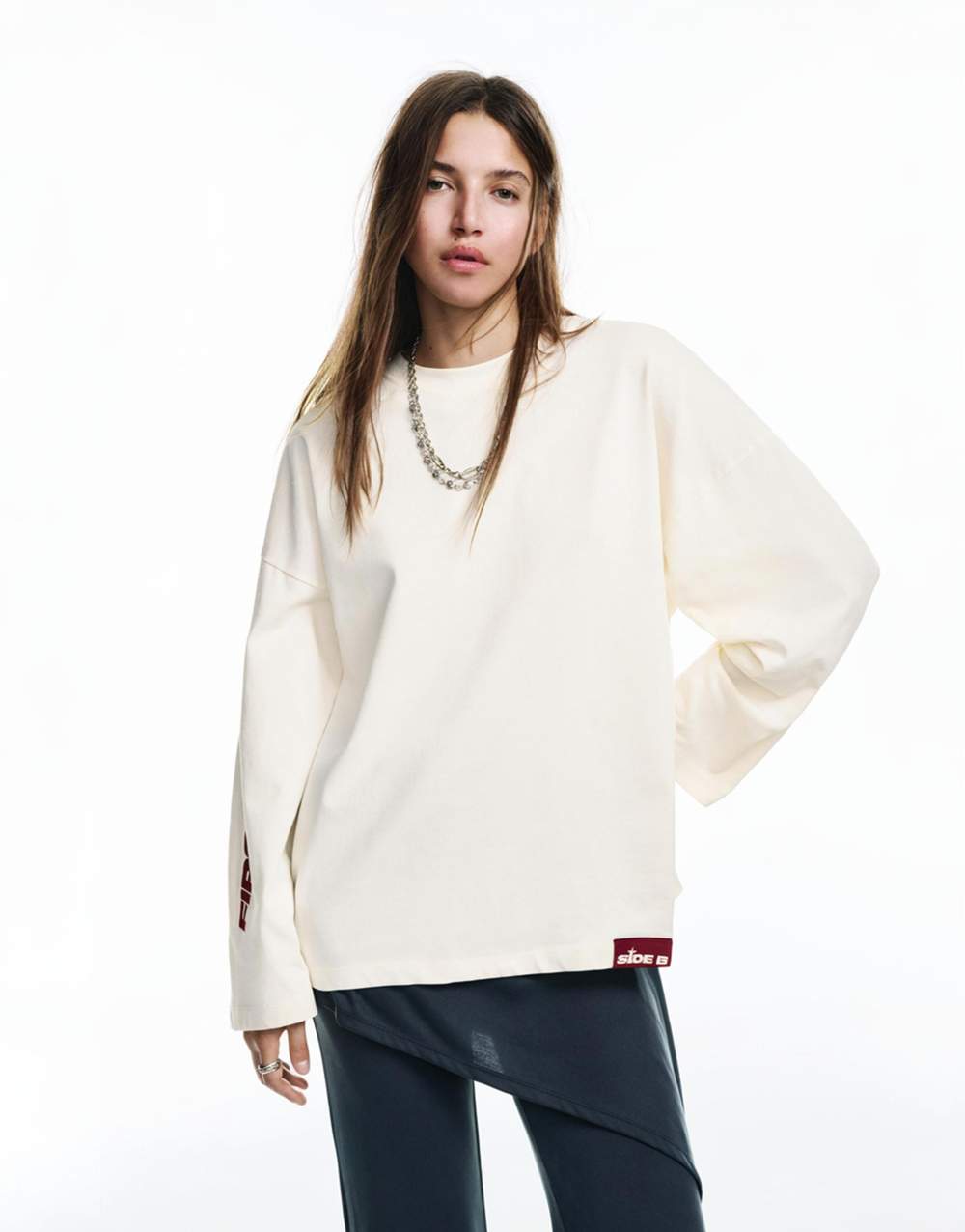 White graphic T-shirt — صورة المنتج 9 من 14