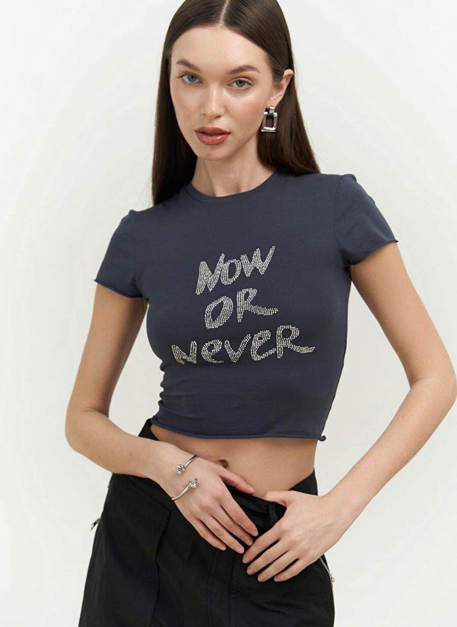 Now Or Never Anthracite Comb Crop — Product image 4 of 7