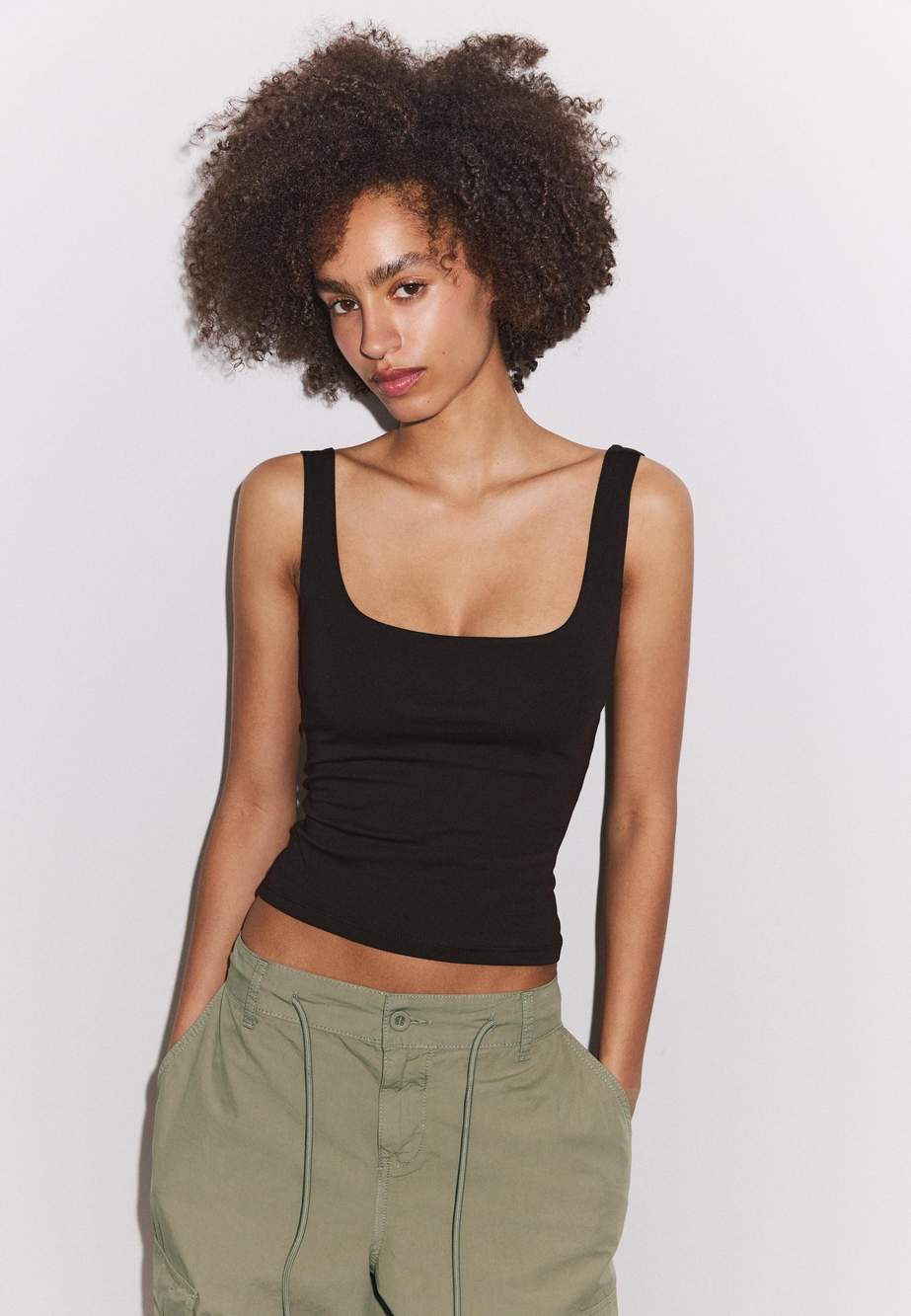 Wide strap top — صورة المنتج 5 من 116