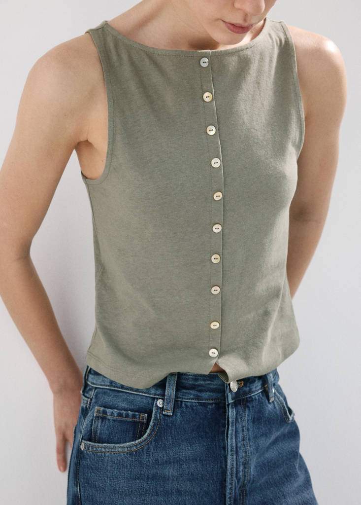 Cotton gilet with buttons — Product image 6 of 9