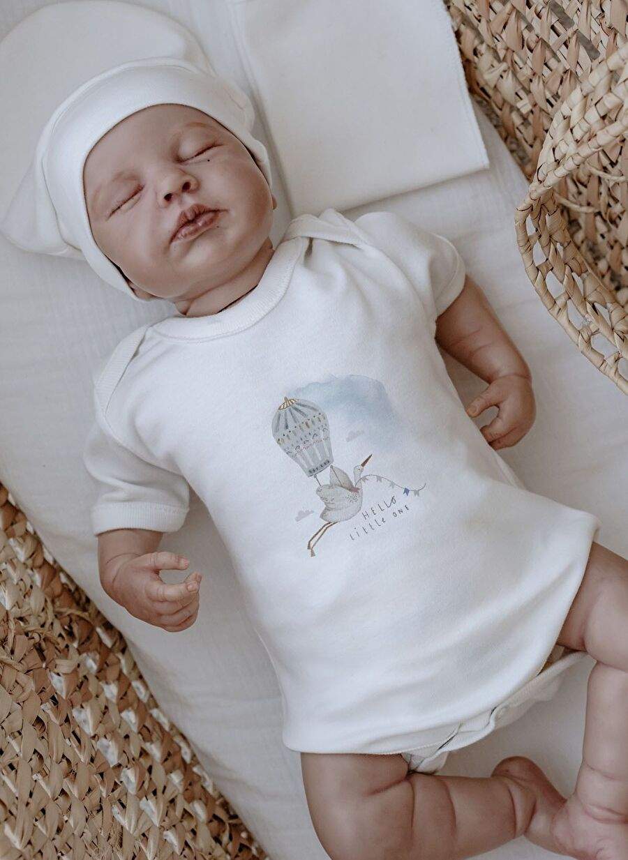 Organic 11th Hospital Exit - Royal Series - Hello Little One — صورة المنتج 7 من 7