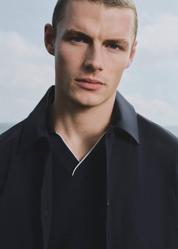 Water-repellent jacket with pockets — Product image 9 of 14