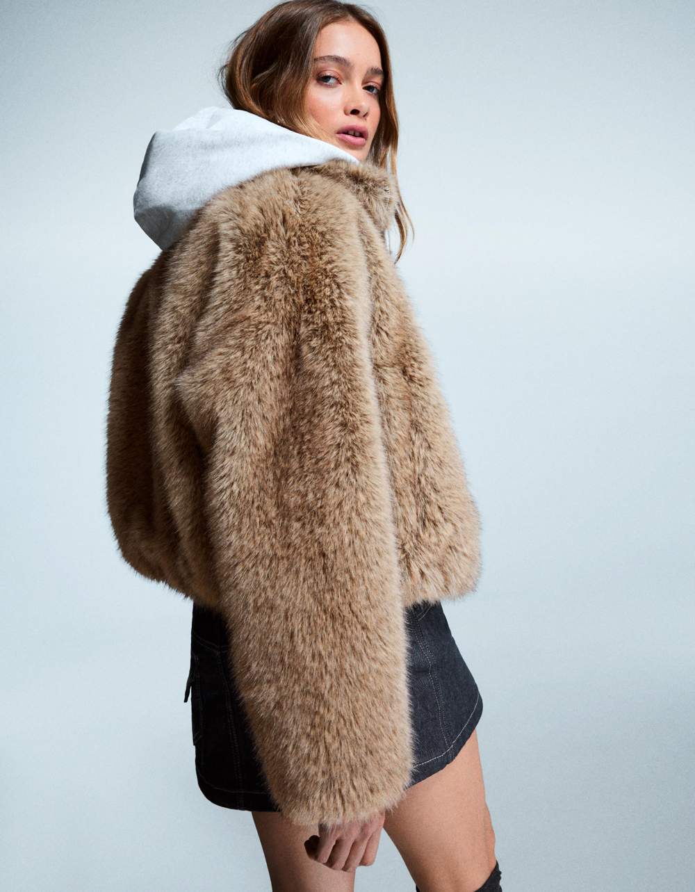 Faux fur funnel neck jacket — صورة المنتج 4 من 8