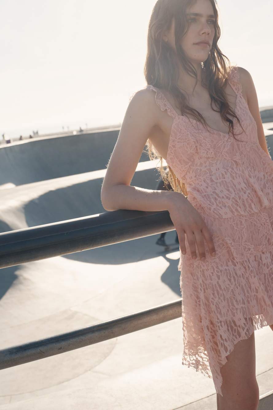 RUFFLED LACE DRESS — Product image 4 of 7