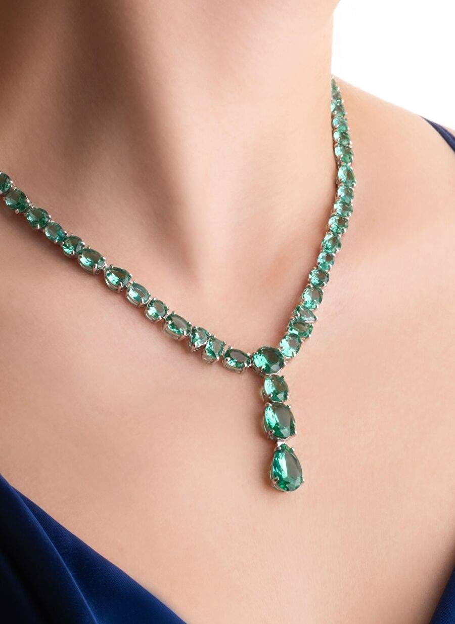 Iconic Emerald Green 18 Set White Gold Plating Silver Necklace — Product image 20 of 35