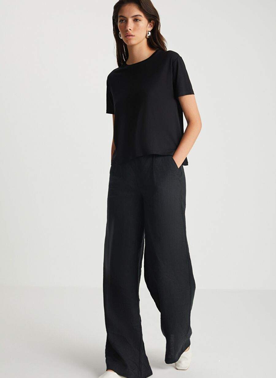 Srt Ack Siyah Basic Tisort — Product image 3 of 6