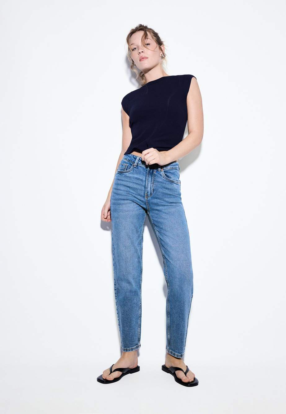 D10 Slim fit mom jeans — صورة المنتج 36 من 45