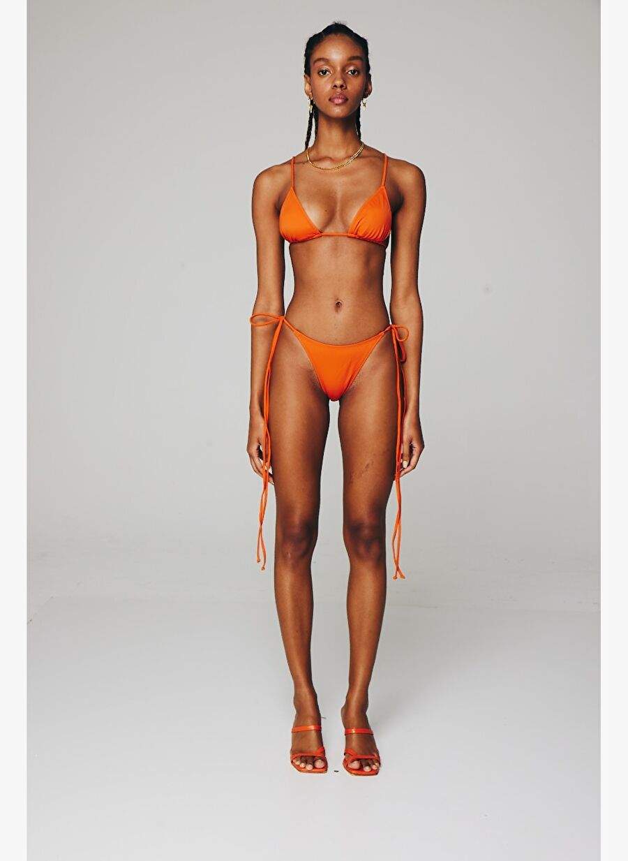 Isla ECONYL® İpli Üçgen Bikini Set — Product image 4 of 6