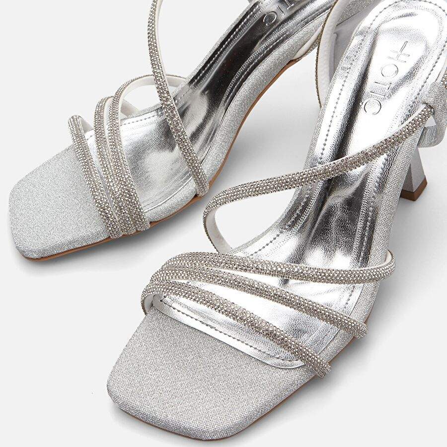 Lame Female Heeled Sandals — Product image 4 of 6