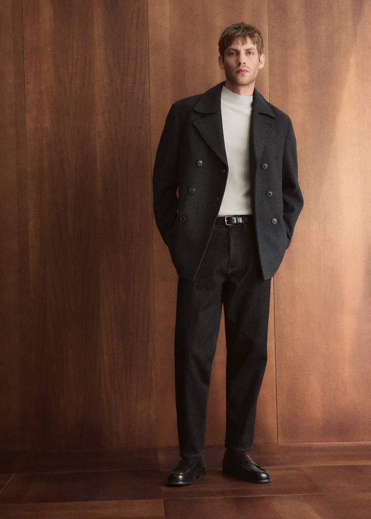 Short double-breasted wool coat — Product image 18 of 20