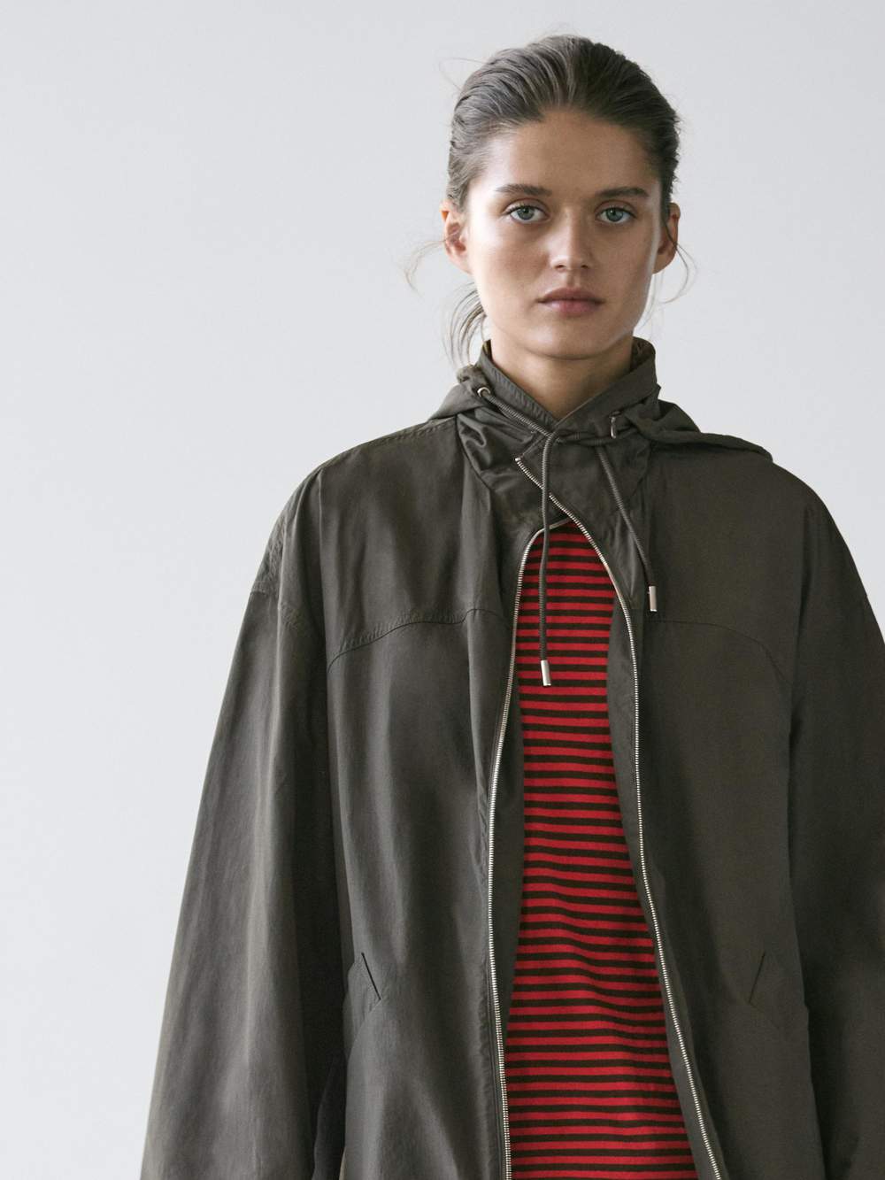 Technical fabric trench coat with hood — Product image 3 of 12