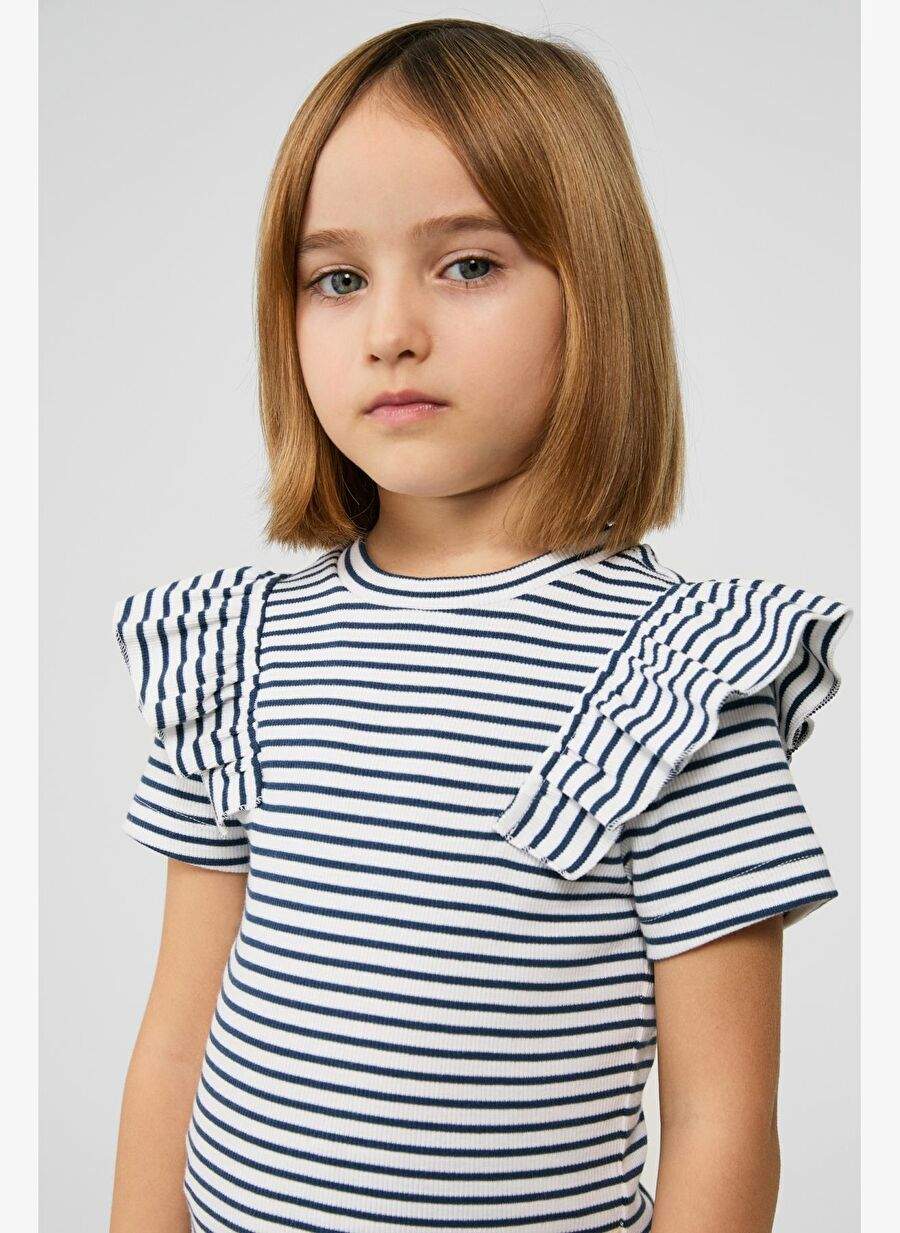 BG Store Girl Striped Tshirt — صورة المنتج 3 من 7
