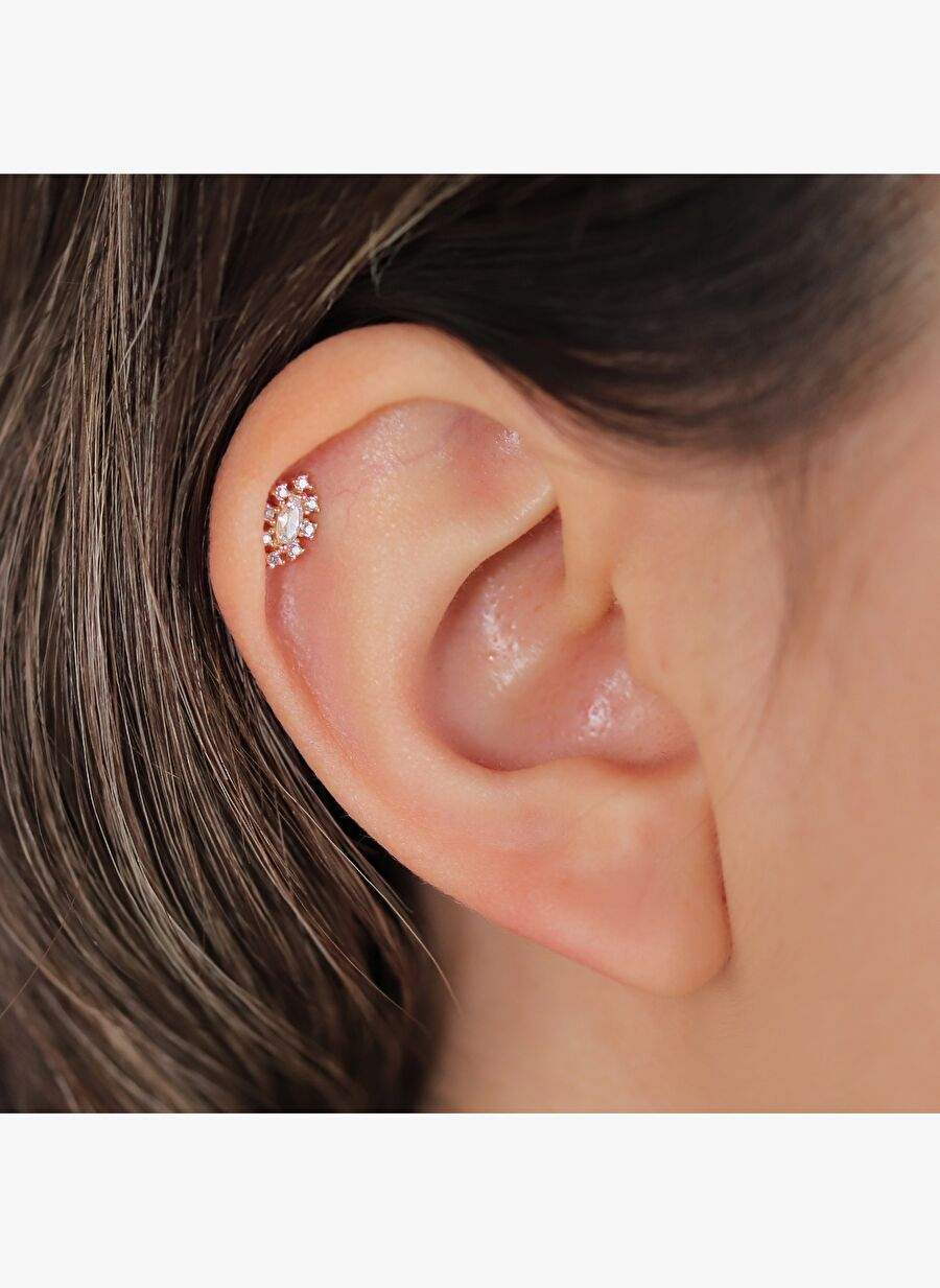 Stoned Almond Piercing — صورة المنتج 3 من 3