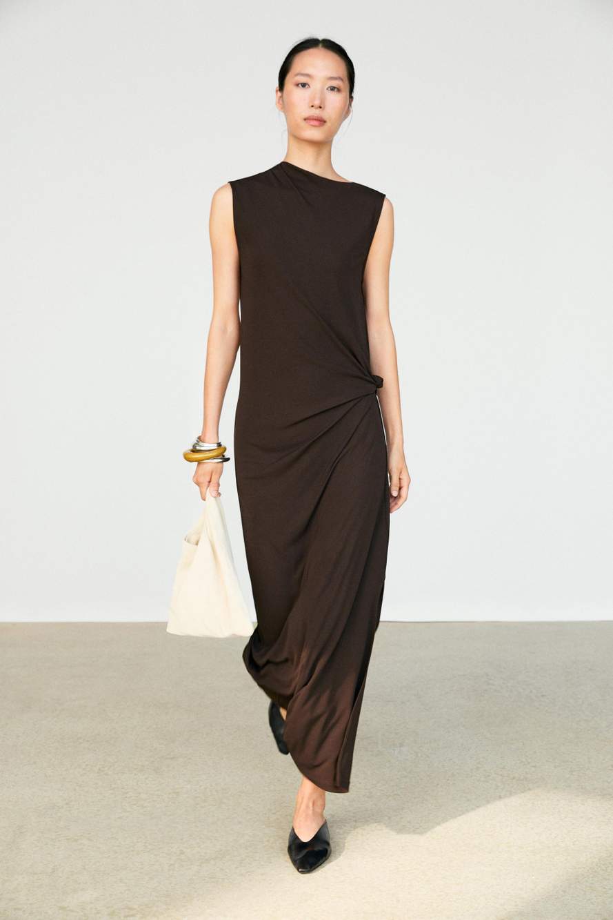 Asymmetric ruched midi dress — Product image 6 of 17