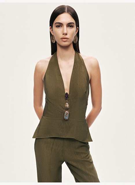 Neck Linked Accessory Detailed Blouse