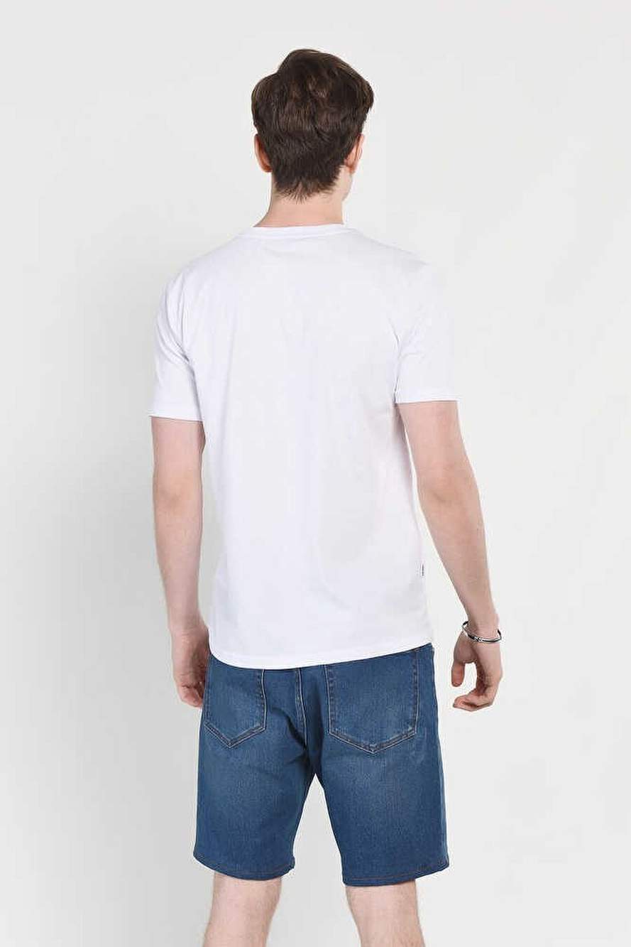 GAYLEY Beyaz Bisiklet Yaka Baskılı Standard Fit Erkek Tshirt — Product image 3 of 5