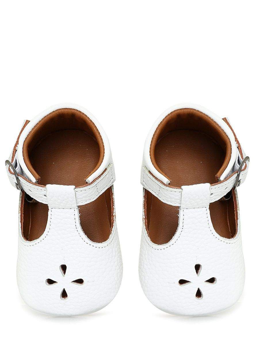 Violet White Handmade Unisex Baby Leather Shoes — Product image 5 of 7