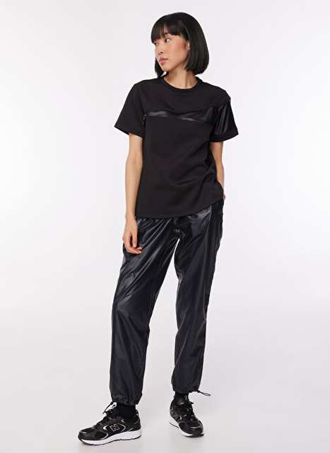 Black On Black Bisiklet Yaka Duz Siyah Kadn T Shirt B3wl Tst23