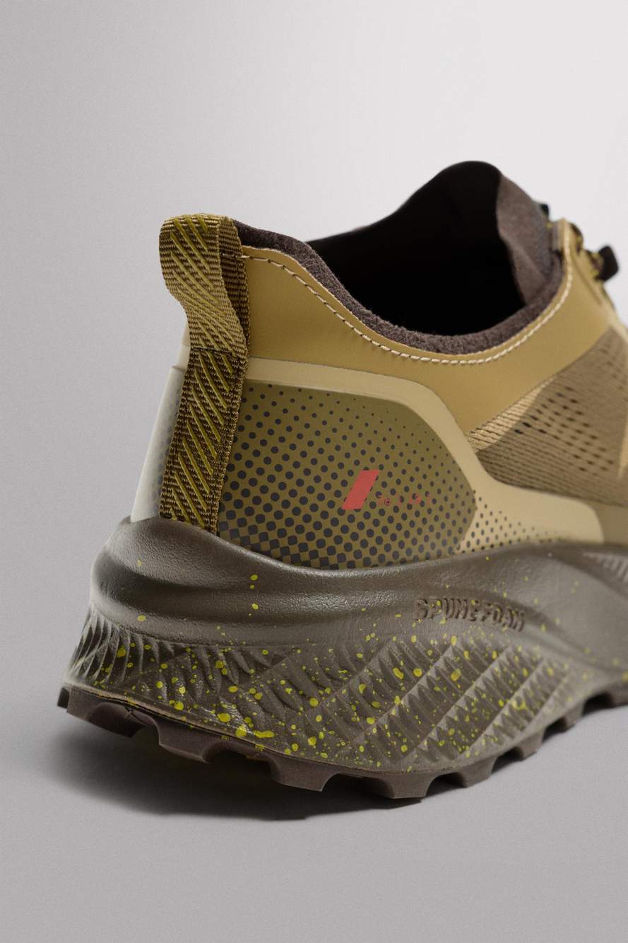 TRAIL RUNNING TRAINERS — Product image 3 of 4