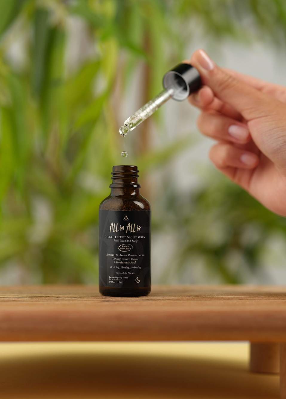 Multi Effect Hyalüronik Asit Avocado Yağı İçeren Yatıştırıcı ve Nemlendirici Gece Serum 30 ml — Product image 3 of 3