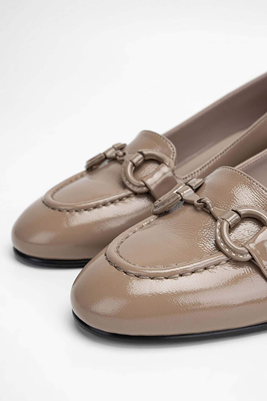 Leather — Product image 3 of 6