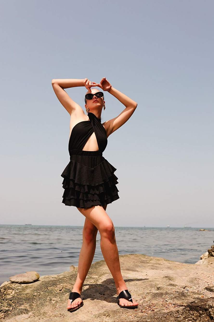 Mykonos Boyundan Capraz Bagl Siyah Renk Sort Elbise — Product image 3 of 5