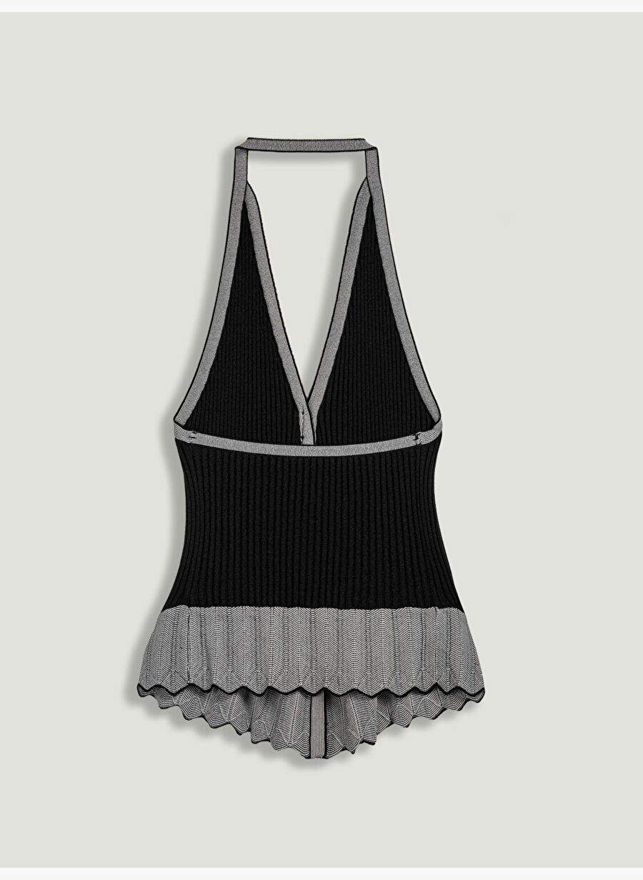 Button Accessory Weightlifting Collar Sweater — Product image 6 of 7