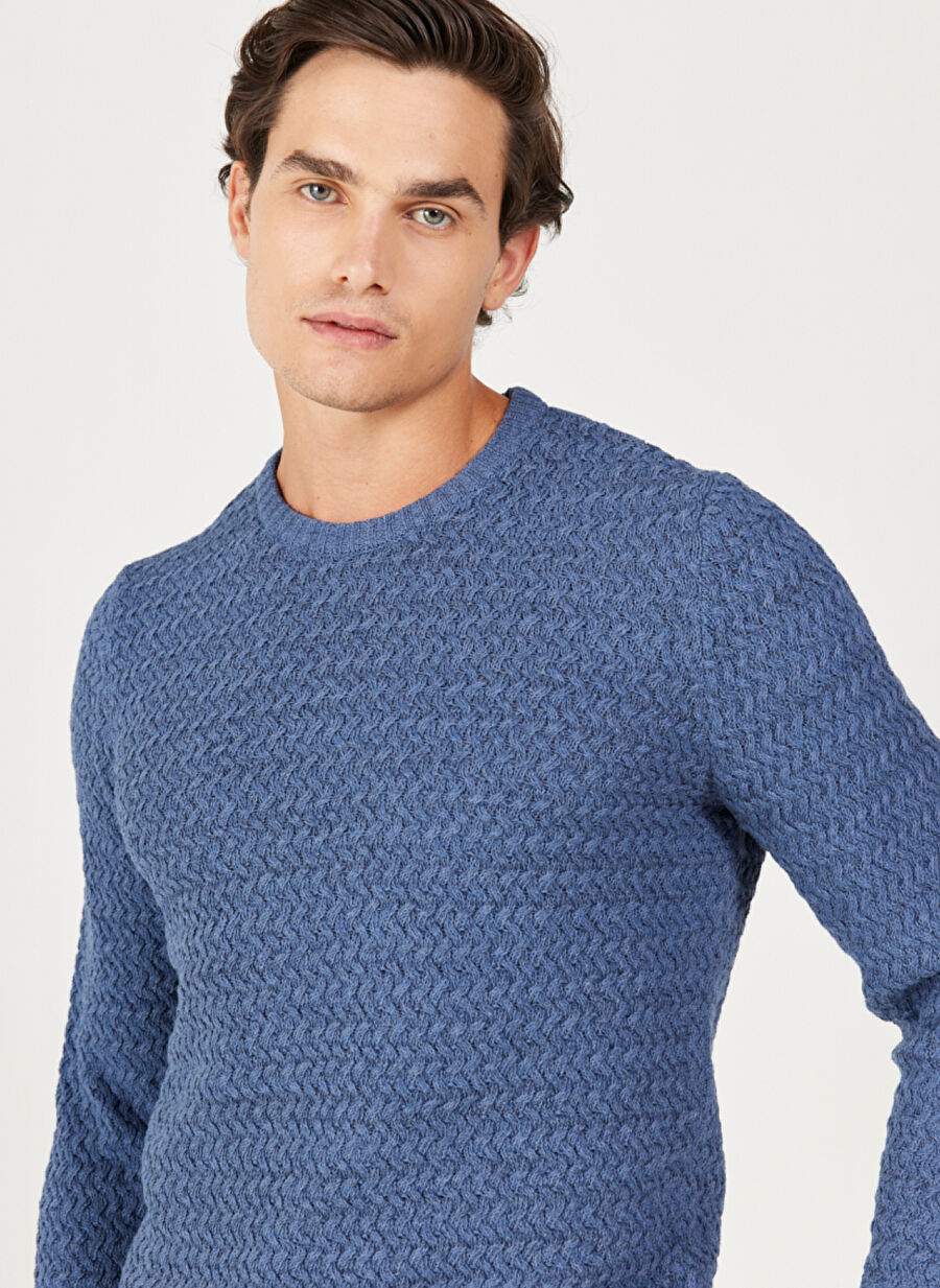 Wrangler Crew Neck Regular Fit Navy Blue Men's Sweater W232580410 Crew Neck Knitwear — Product image 3 of 6