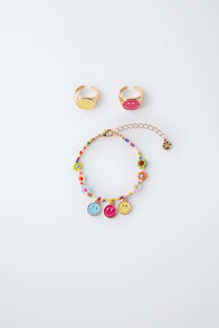 SMILEYWORLD ® PACK OF RINGS AND BEADED BRACELET