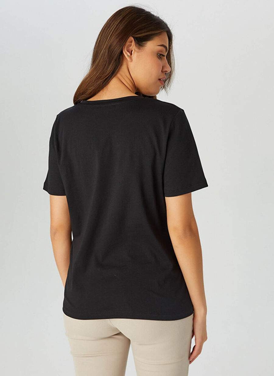 Faik Sönmez Bisiklet Yaka Düz Siyah Kadın T-Shirt B00096 — صورة المنتج 4 من 4