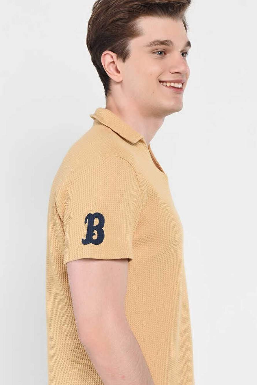 RUSSEL Kahve Polo Yaka baskılı Standard Fit Erkek Tshirt — صورة المنتج 3 من 5