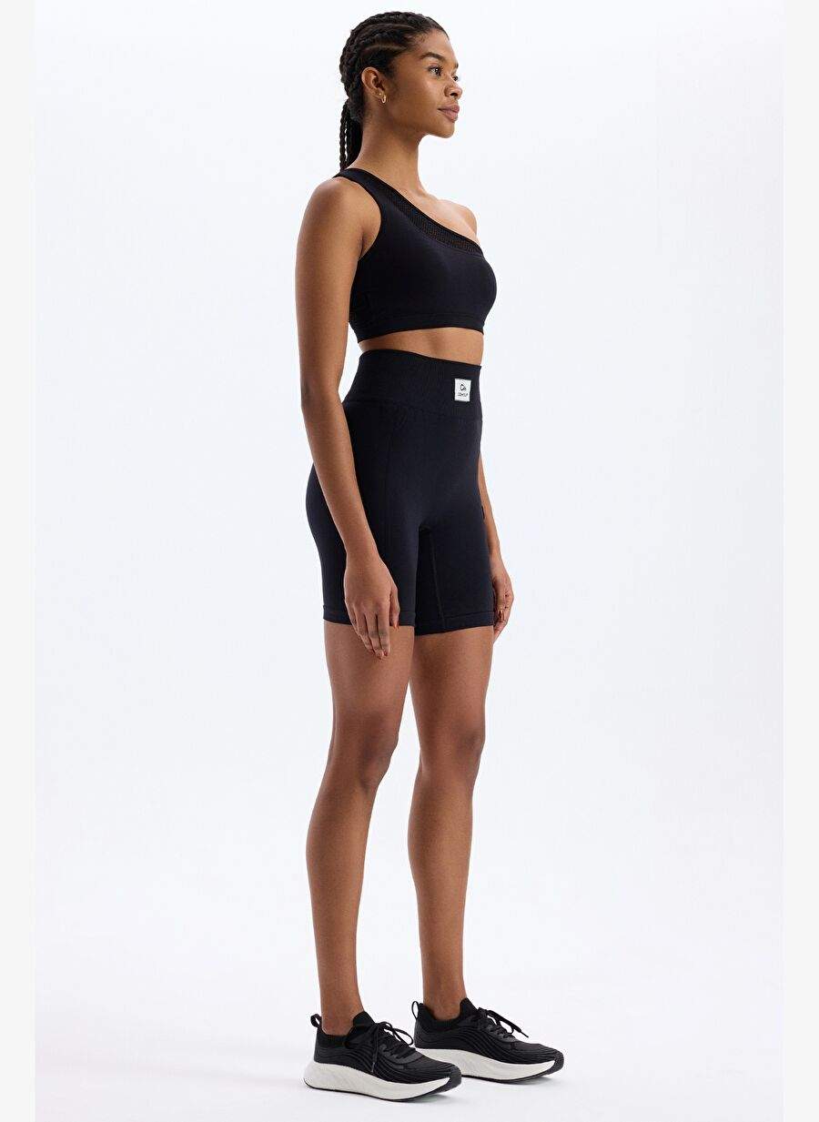 Yan Orgu Desenli File Cepli Spor Sort Siyah — Product image 28 of 30