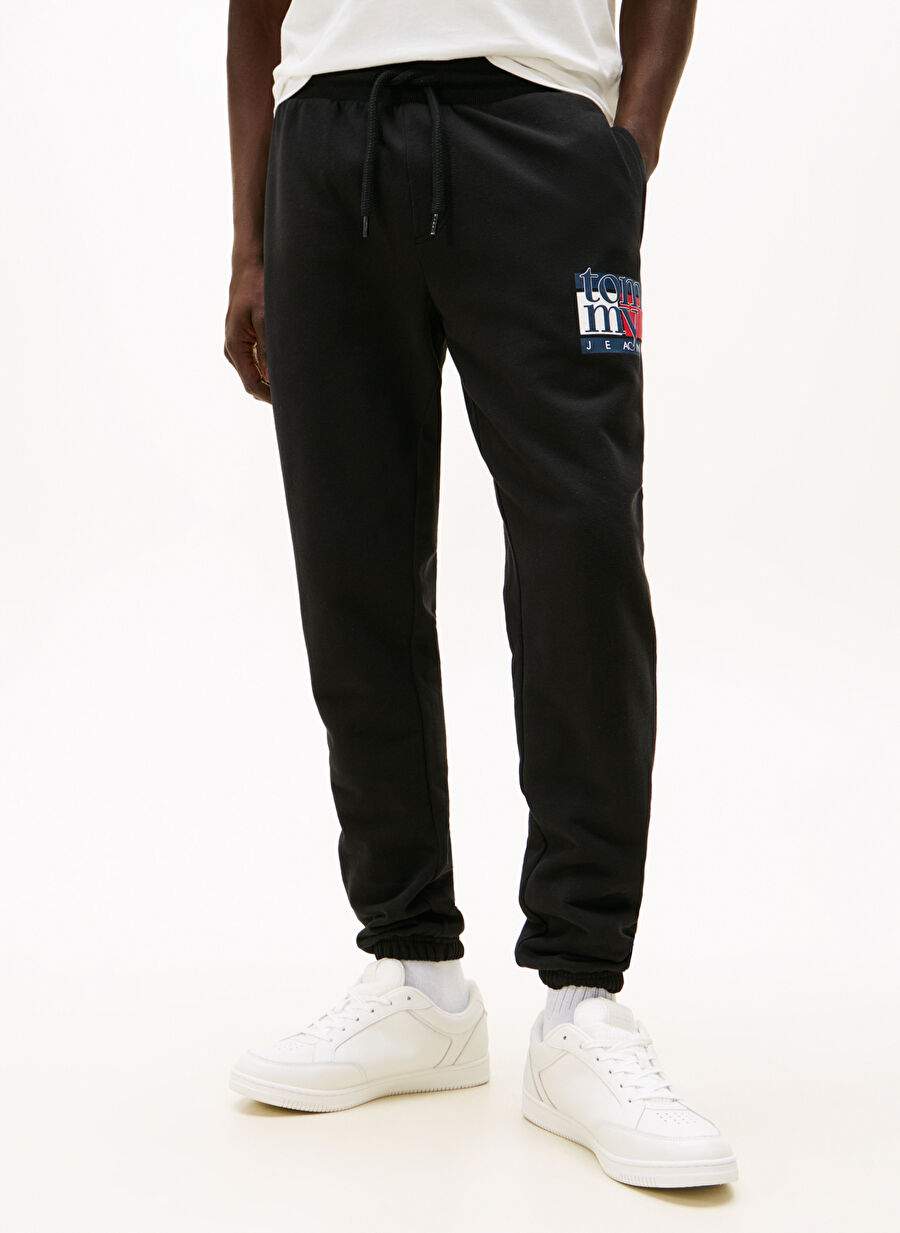 تومي جينز الرجال السود Sweatpant Dm0dm22094bds Tjm سليم Rwb العلم سوي — صورة المنتج 7 من 20