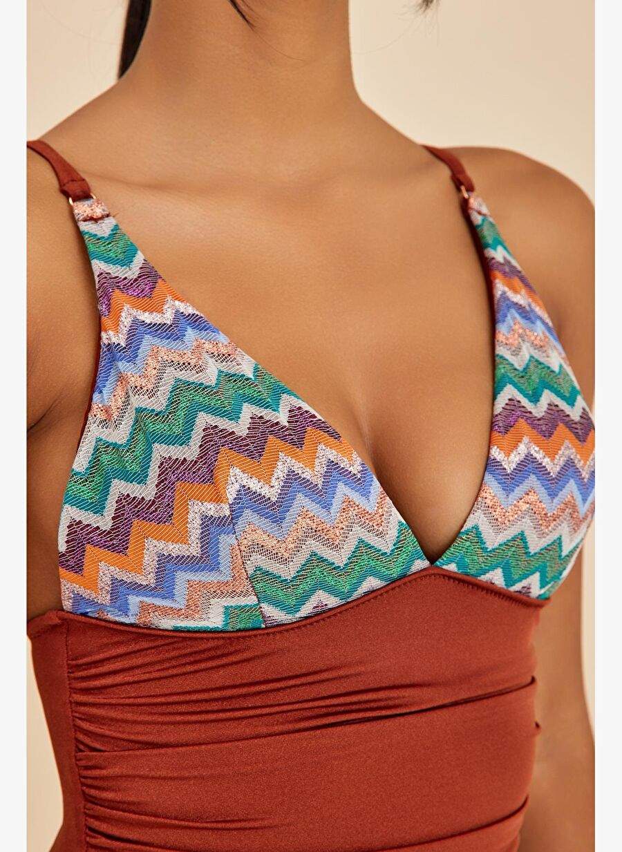 Hawaii Mocha Toparlayıcı Üçgen Mayo — صورة المنتج 8 من 8