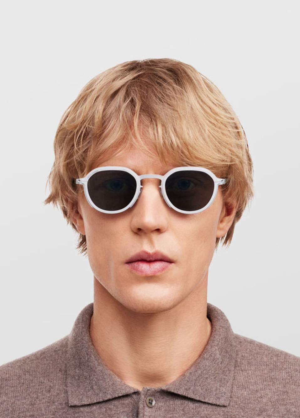 Mr001 Al2 C380 White Silver Titanium Unisex Sunglasses — Product image 6 of 6