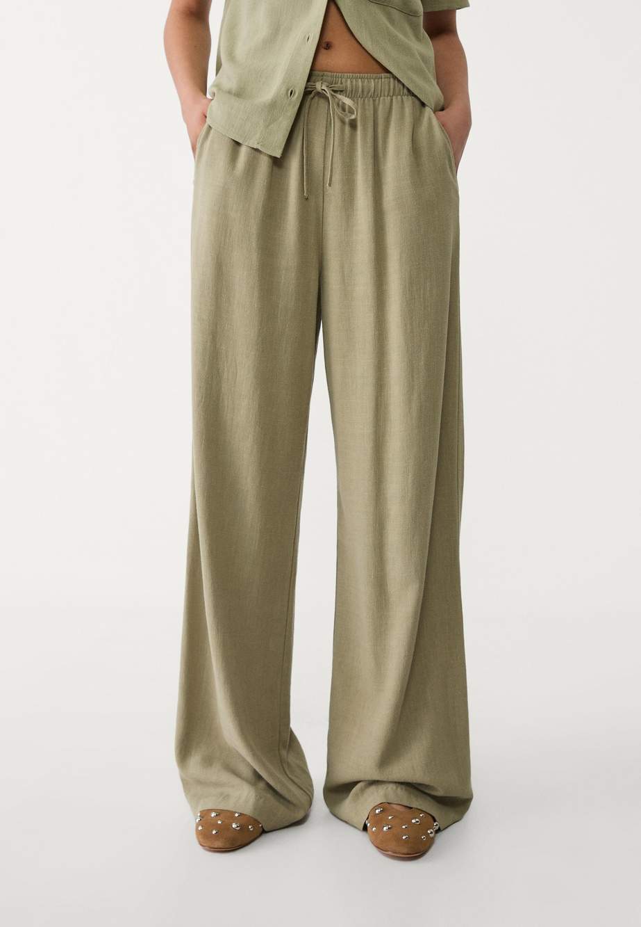 Flowing linen-effect trousers — Product image 4 of 51