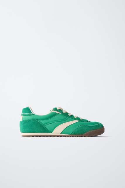 CONTRAST TRAINERS