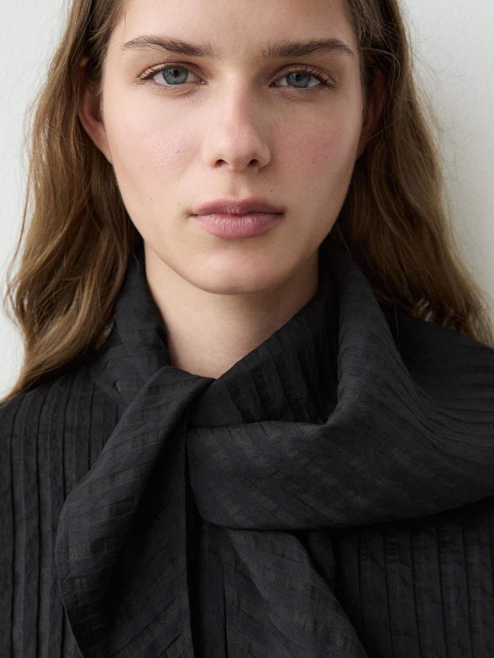 Striped flowing shirt with scarf detail — Product image 6 of 22