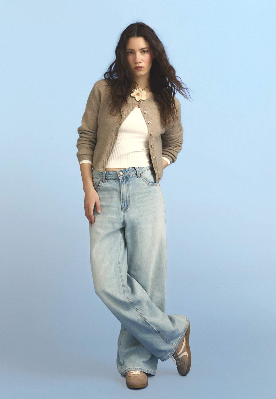 Soft-touch knit cardigan with buttons — صورة المنتج 18 من 36