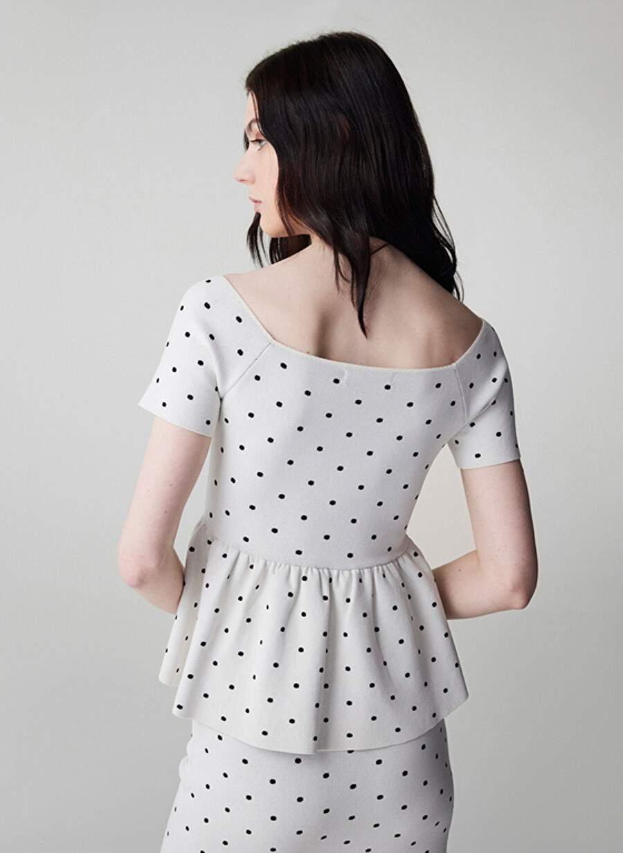 Sweaters — Product image 3 of 4