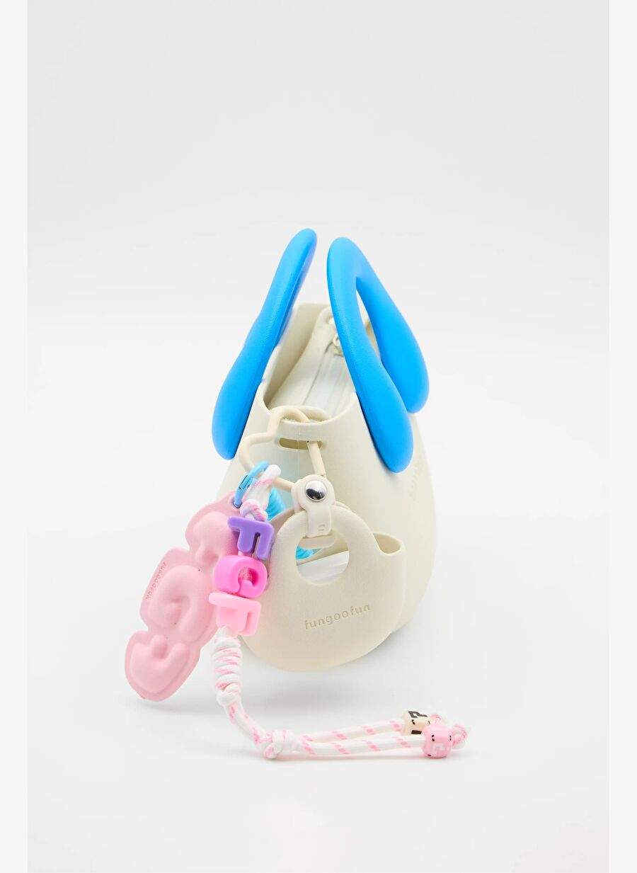 Mini Çanta Formunda AirPods Kılıfı ve Paracord Çanta Süsü Seti BEYAZ — Product image 5 of 5