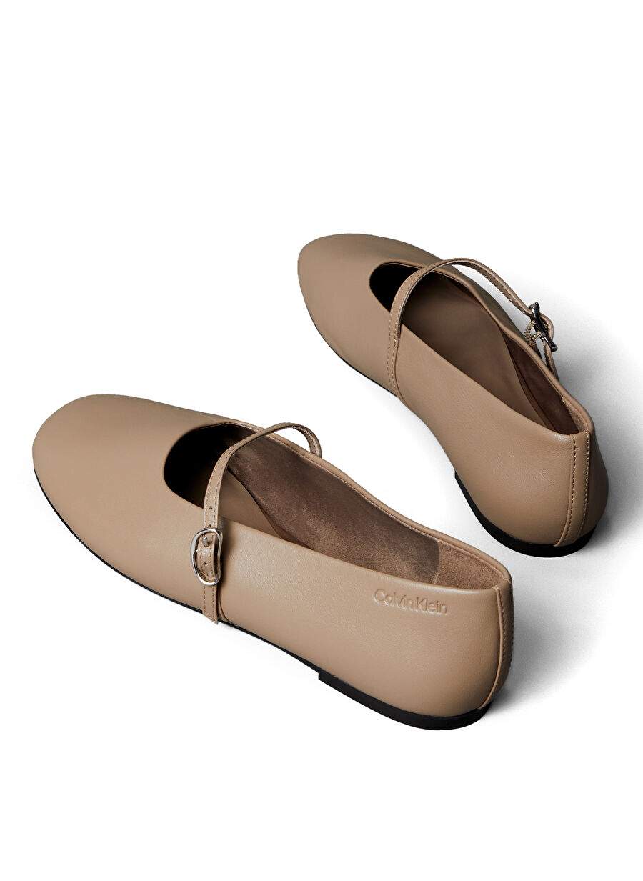 Leather — Product image 3 of 6