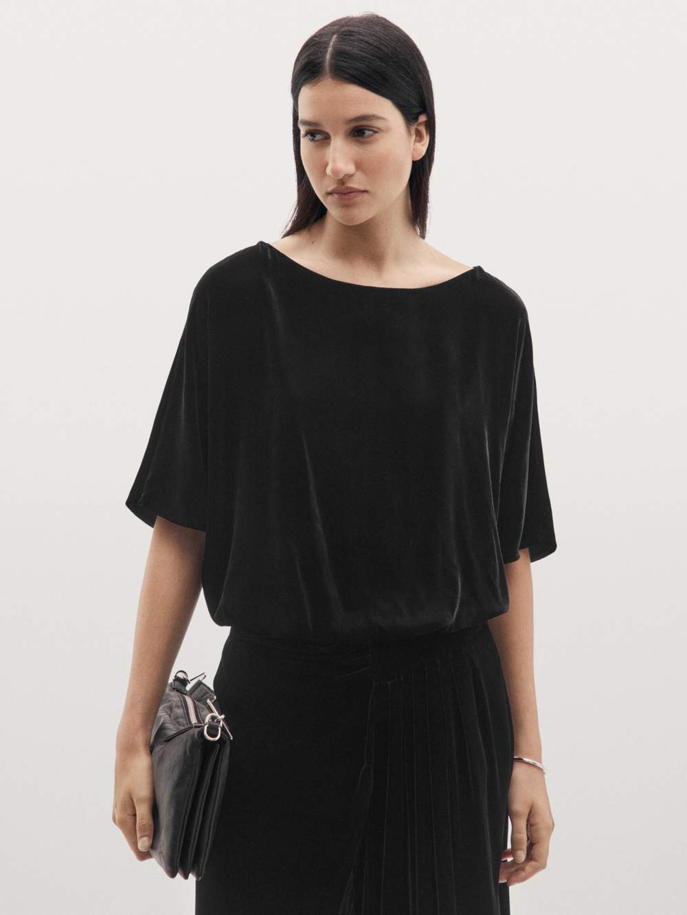 Velvet batwing sleeve top — Product image 8 of 11